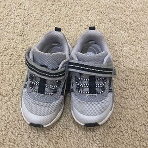 Stride rite shoes 6.5 extra wide